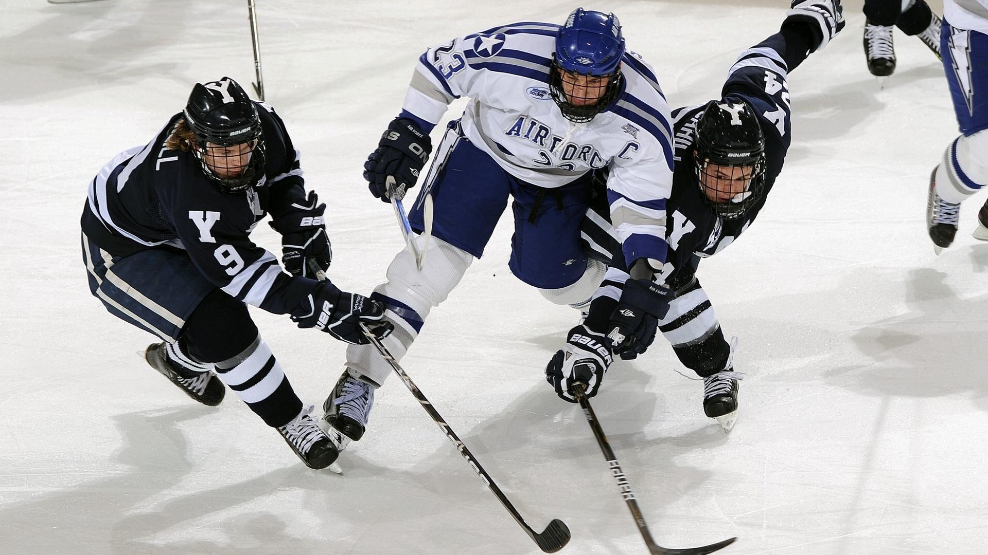 绿茵传奇永不落幕，全球同敬克里斯蒂亚诺·罗纳尔多的光辉岁月